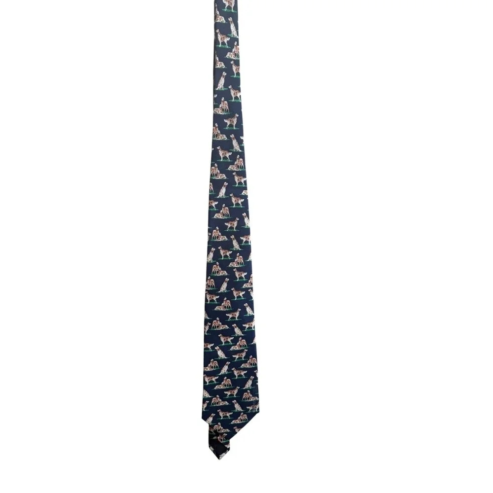 Museum Artifacts Men's Blue Labrador Retrievers In Grass Silk Tie